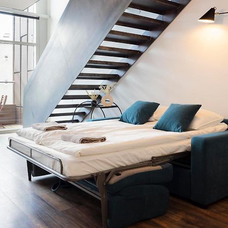 Loft-Style Duplex With Balcony In Downtown Reykjavik Daire Dış mekan fotoğraf
