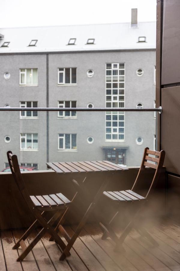 Loft-Style Duplex With Balcony In Downtown Reykjavik Daire Dış mekan fotoğraf